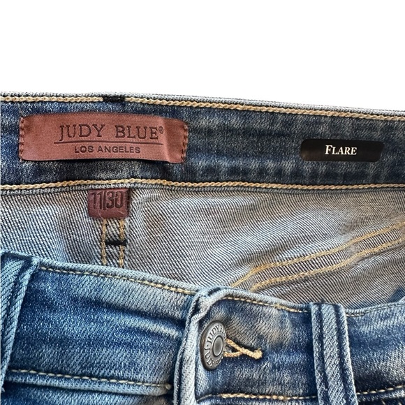Judy Blue Flare Jeans High Rise Front Seam Raw Hem Boho Denim 30x33 Sz 11 Spring - Picture 4 of 12